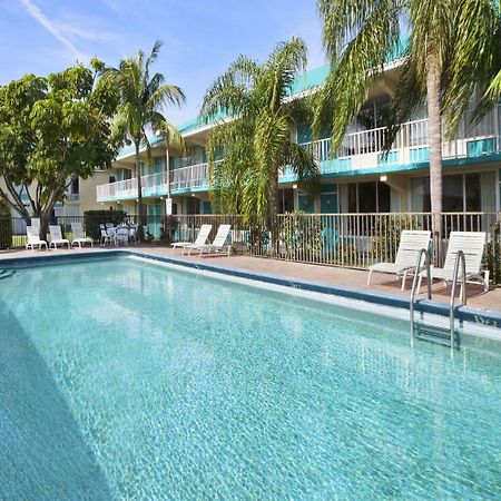 Days Inn By Wyndham Fort Pierce Midtown Extérieur photo