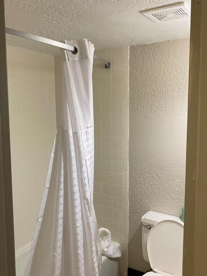 Days Inn By Wyndham Fort Pierce Midtown Extérieur photo